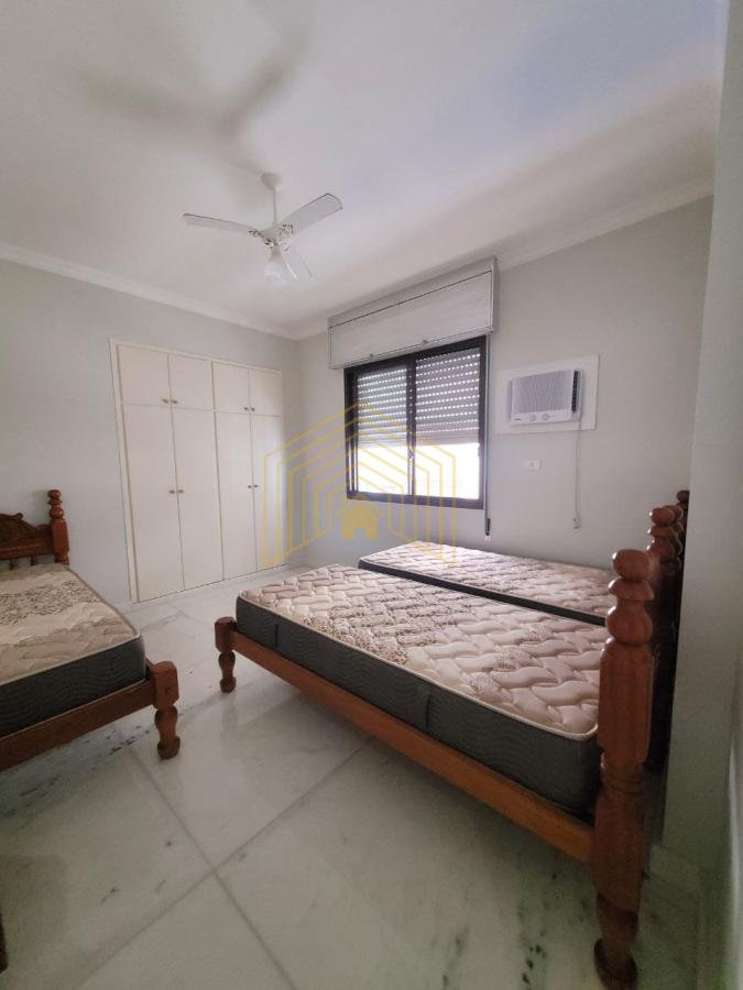 Apartamento à venda com 3 quartos, 180m² - Foto 33