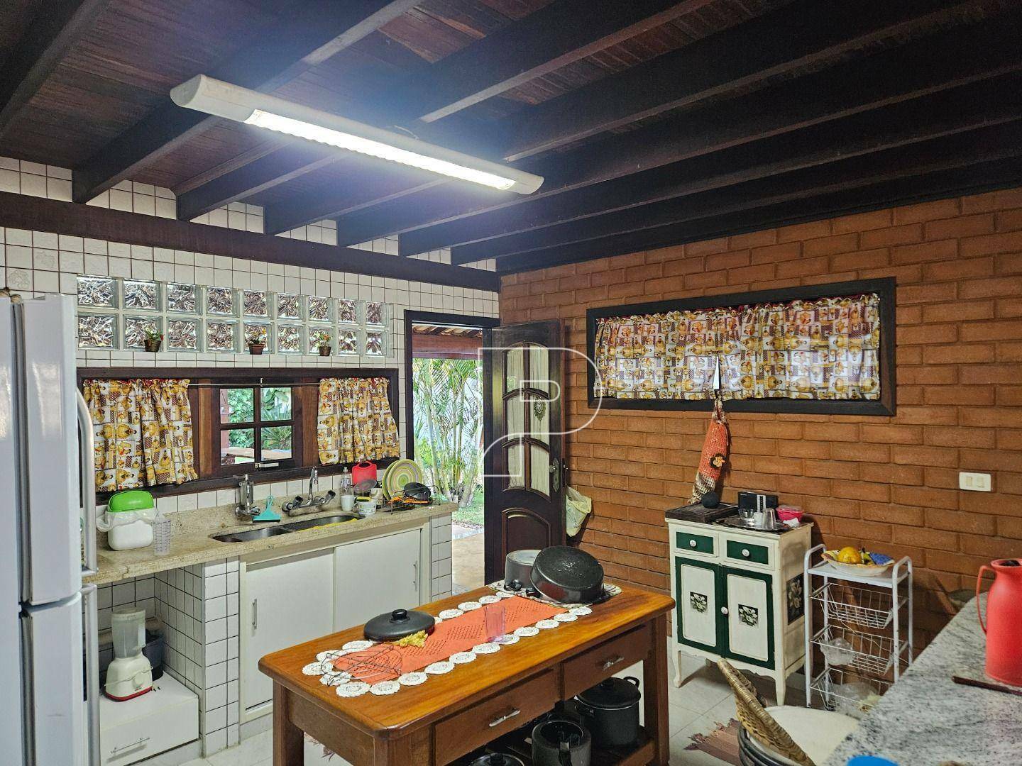 Casa de Condomínio à venda e aluguel com 2 quartos, 198m² - Foto 19