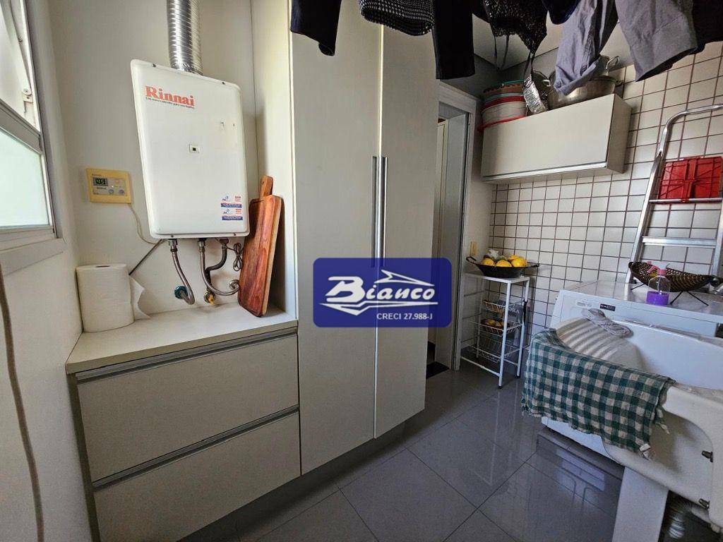 Apartamento à venda com 3 quartos, 170m² - Foto 6