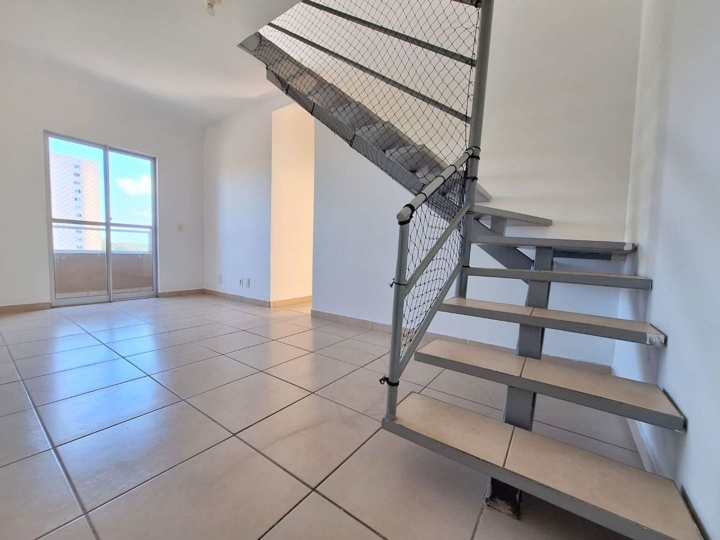 Apartamento à venda e aluguel com 3 quartos, 120m² - Foto 9