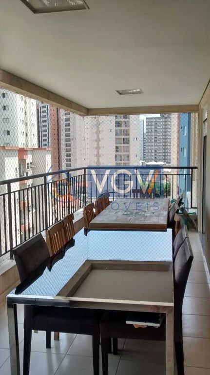 Apartamento à venda com 3 quartos, 105m² - Foto 1