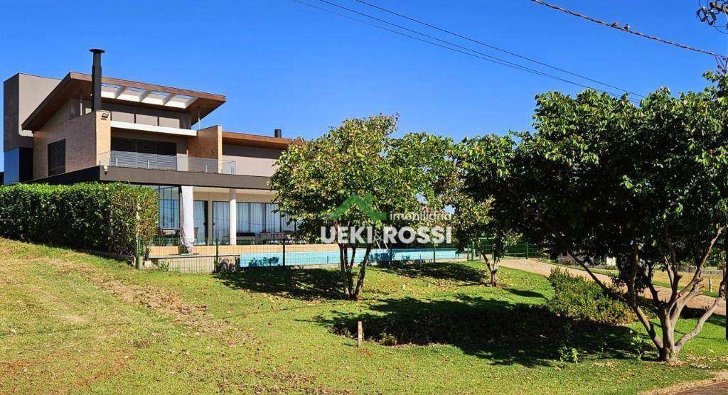 Casa de Condomínio à venda e aluguel com 4 quartos, 1500M2 - Foto 2