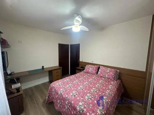 Casa à venda com 3 quartos, 200m² - Foto 10