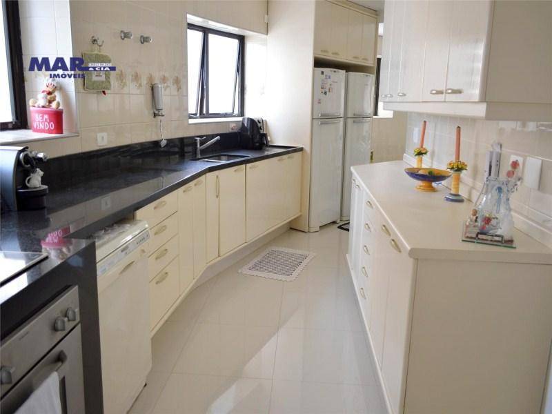 Apartamento à venda com 3 quartos, 210m² - Foto 14