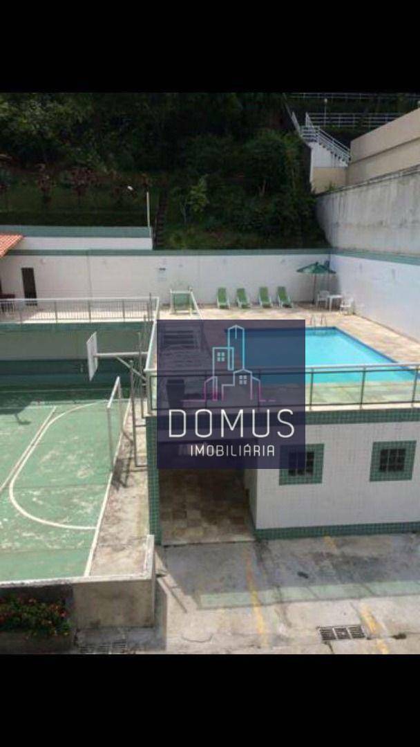 Apartamento à venda com 2 quartos, 72m² - Foto 2