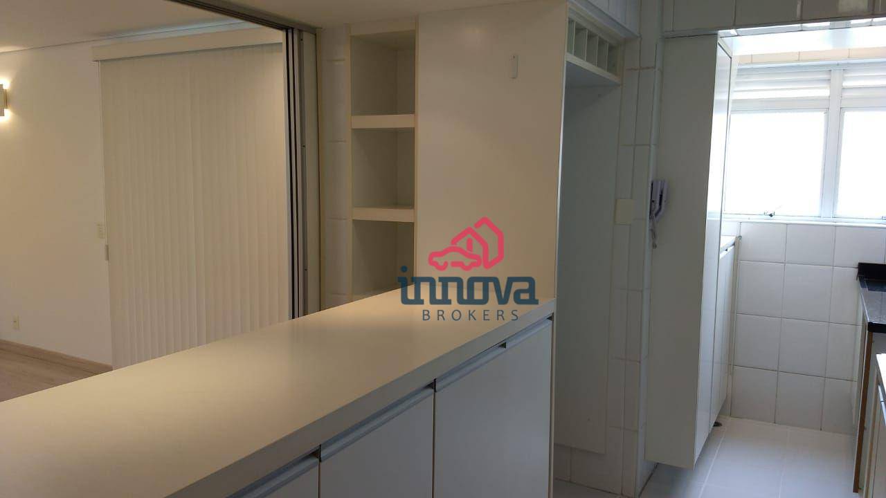 Apartamento à venda com 2 quartos, 85m² - Foto 22