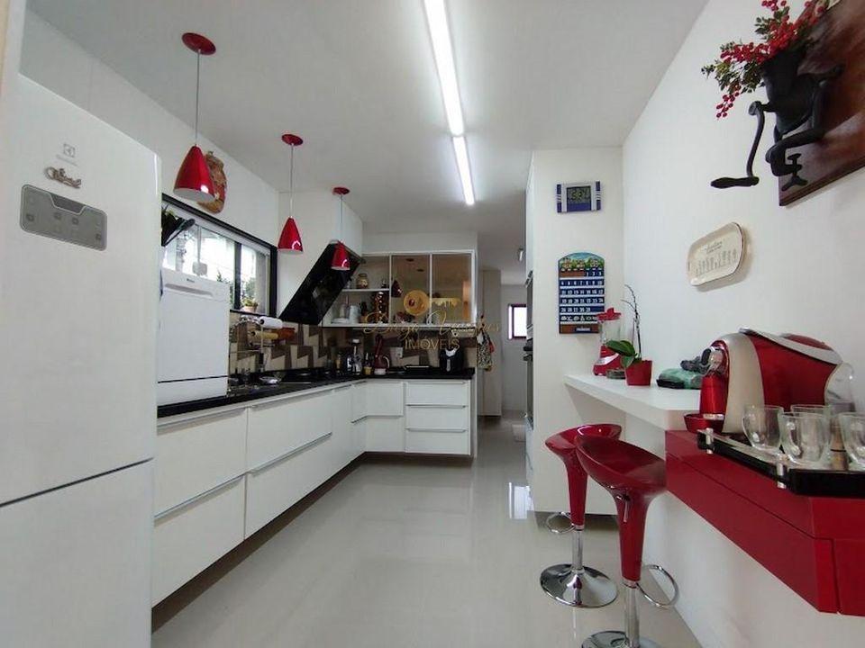 Casa de Condomínio à venda com 3 quartos, 320m² - Foto 13