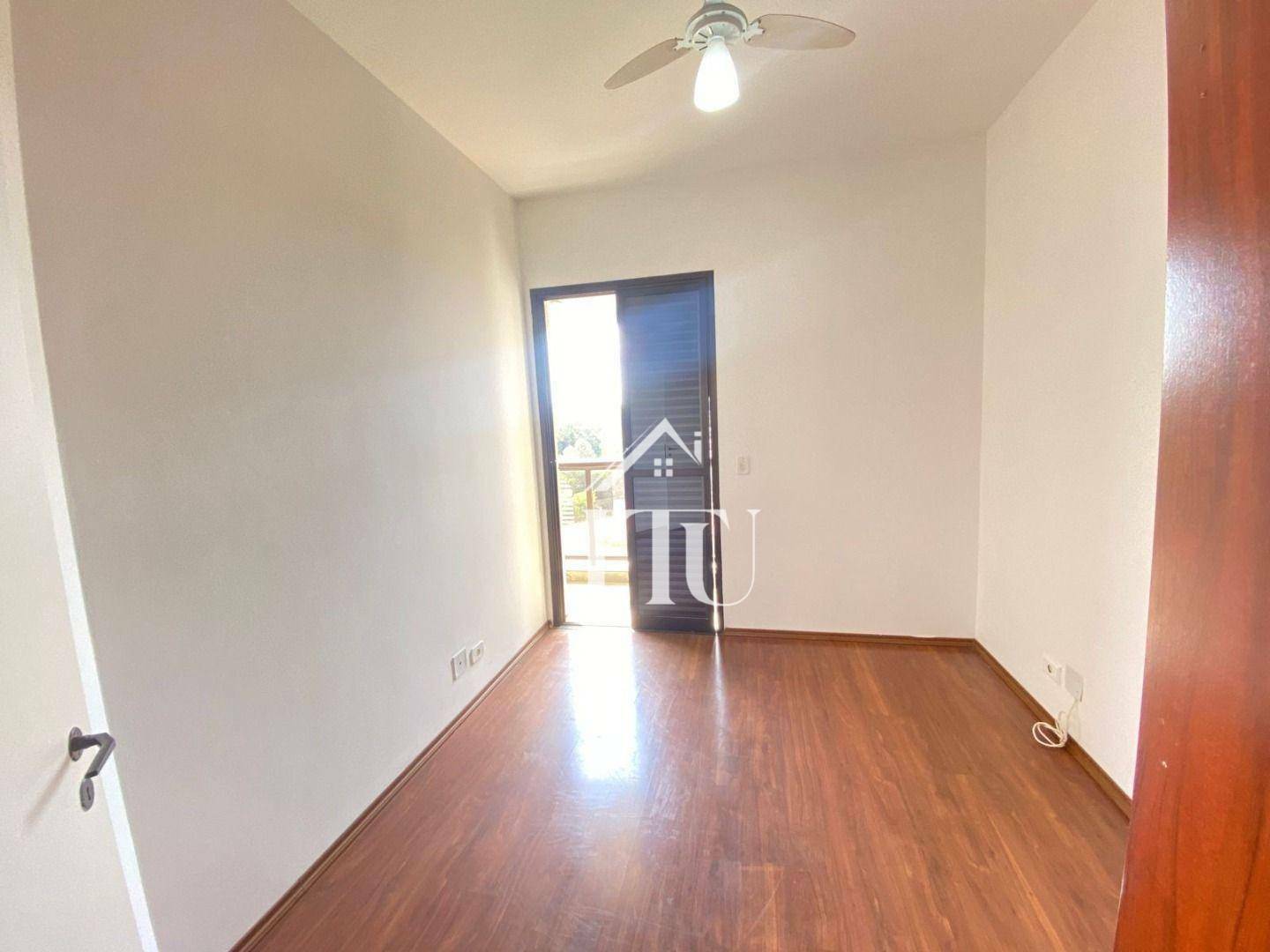 Apartamento para alugar com 3 quartos, 95m² - Foto 11