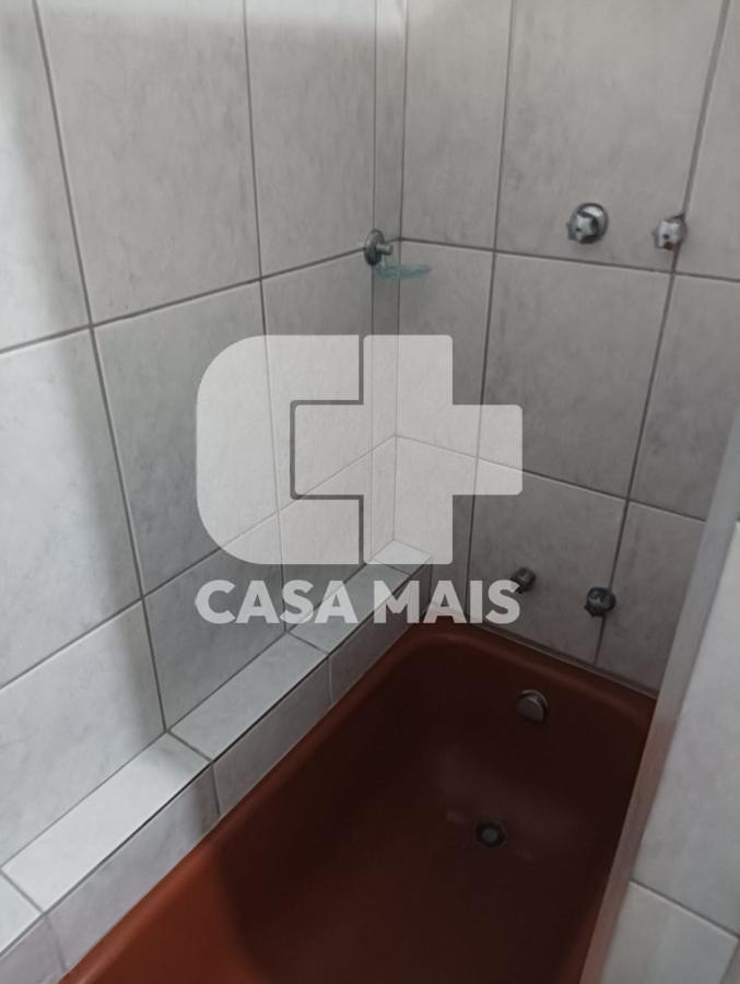 Casa à venda com 3 quartos, 271m² - Foto 14