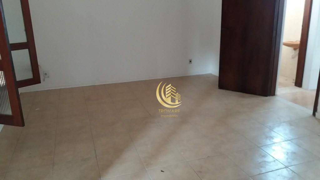 Sobrado à venda com 4 quartos, 300m² - Foto 14