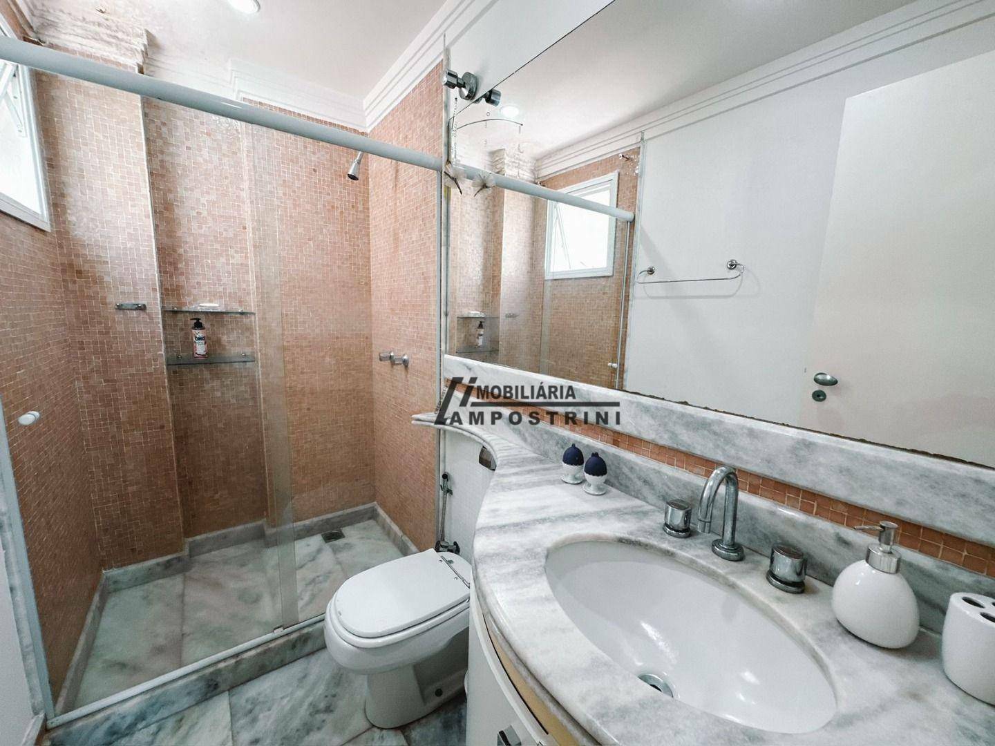 Casa à venda com 4 quartos, 440m² - Foto 32