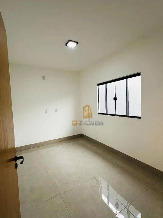 Casa à venda com 3 quartos, 130m² - Foto 4