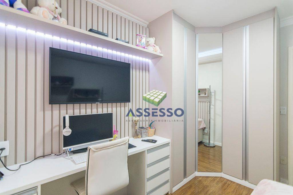 Apartamento à venda com 3 quartos, 97m² - Foto 18