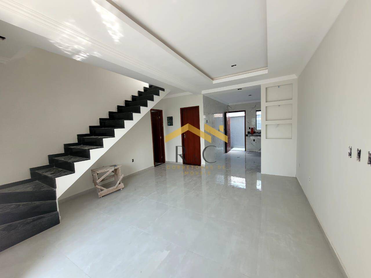 Casa à venda com 3 quartos, 97m² - Foto 5