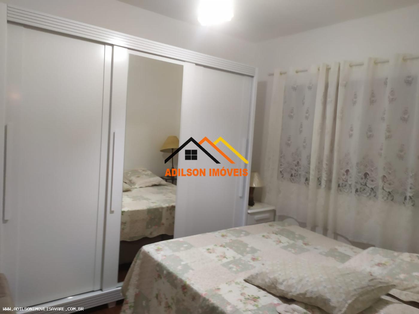 Casa à venda com 3 quartos, 250m² - Foto 5