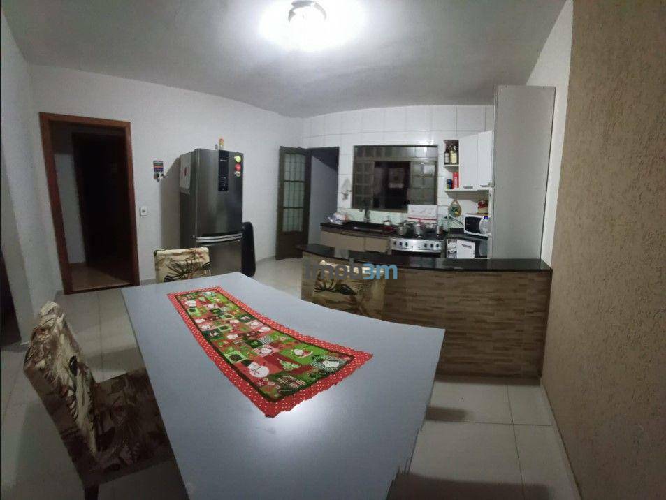 Casa à venda com 3 quartos, 94m² - Foto 6