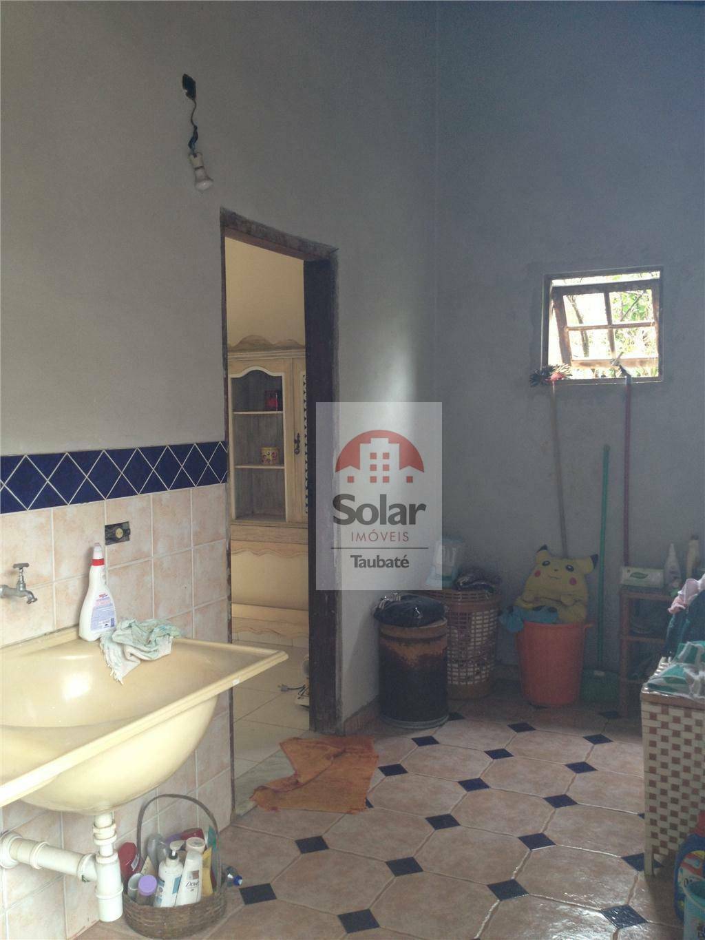 Casa à venda com 3 quartos, 250m² - Foto 3