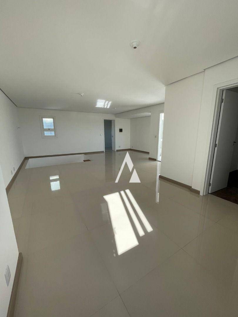 Cobertura à venda com 3 quartos, 221m² - Foto 24