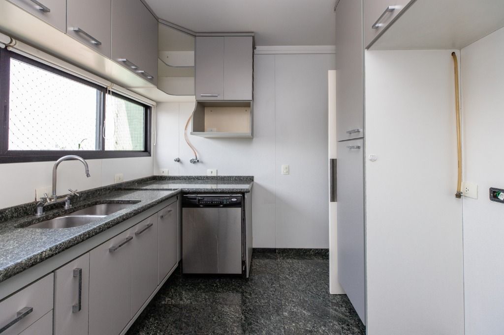 Apartamento à venda com 4 quartos, 255m² - Foto 27