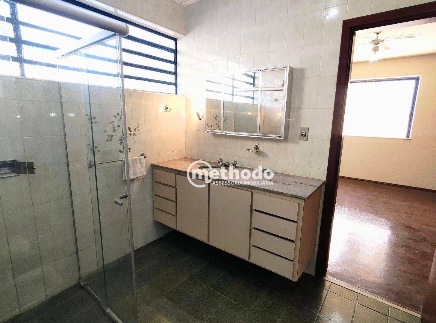 Casa à venda com 4 quartos, 262m² - Foto 27