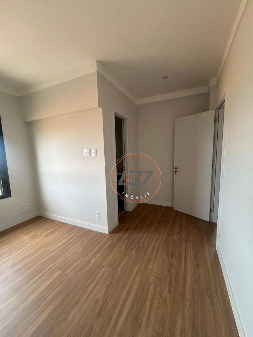 Apartamento à venda com 3 quartos, 200m² - Foto 9