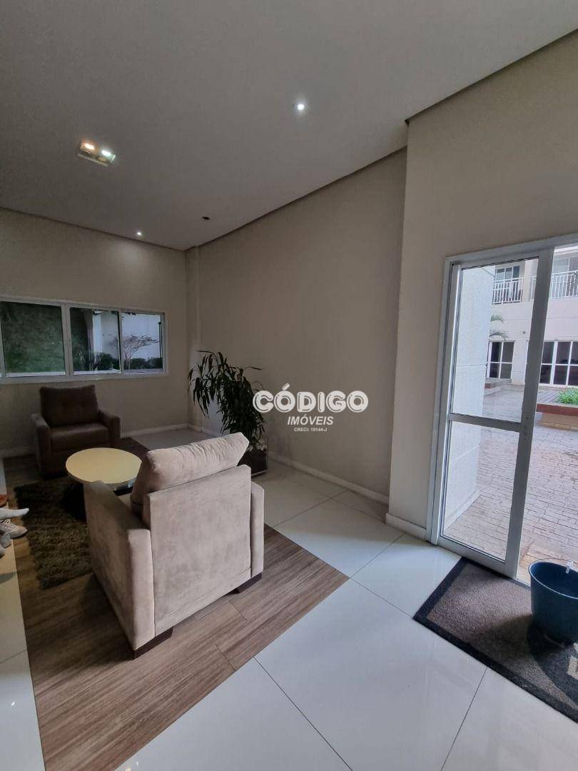 Apartamento para alugar com 2 quartos, 69m² - Foto 10