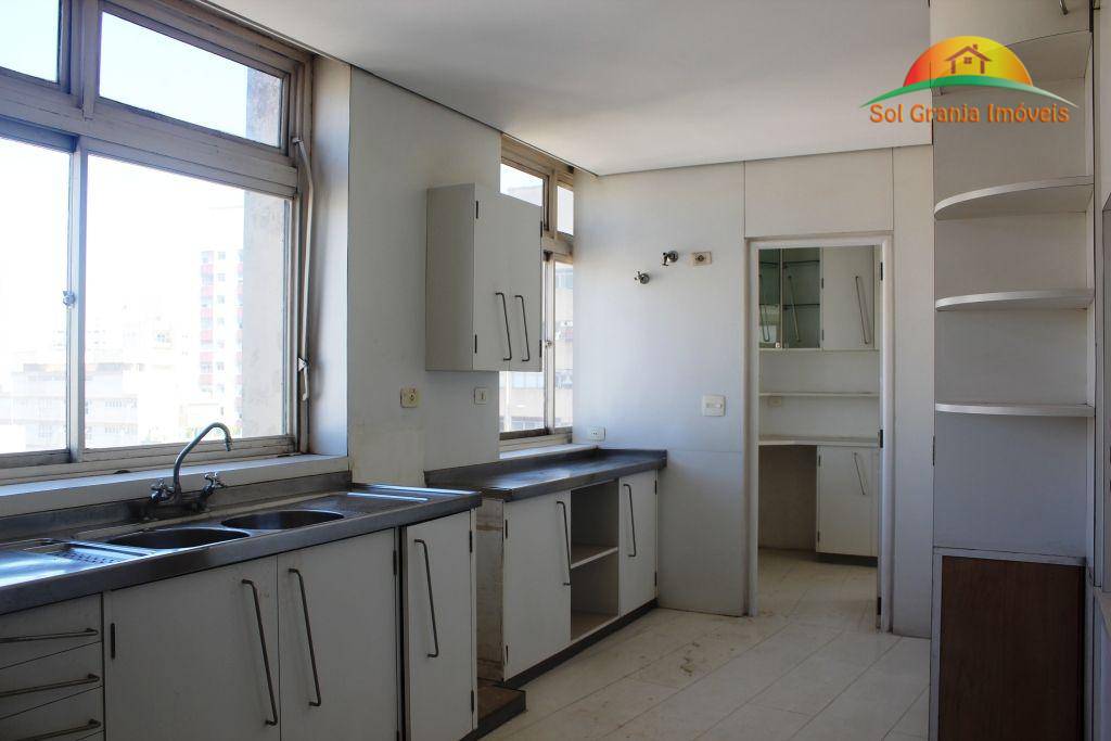 Apartamento à venda com 4 quartos, 642m² - Foto 7