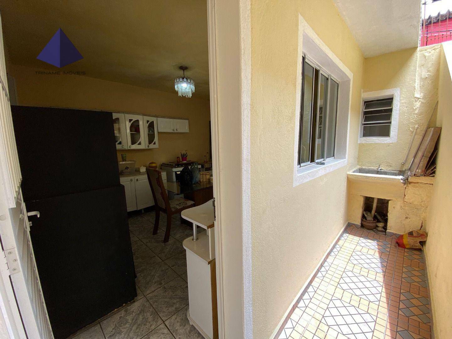 Casa à venda com 6 quartos, 250M2 - Foto 4