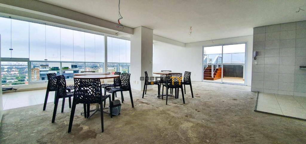 Cobertura à venda com 2 quartos, 140m² - Foto 1