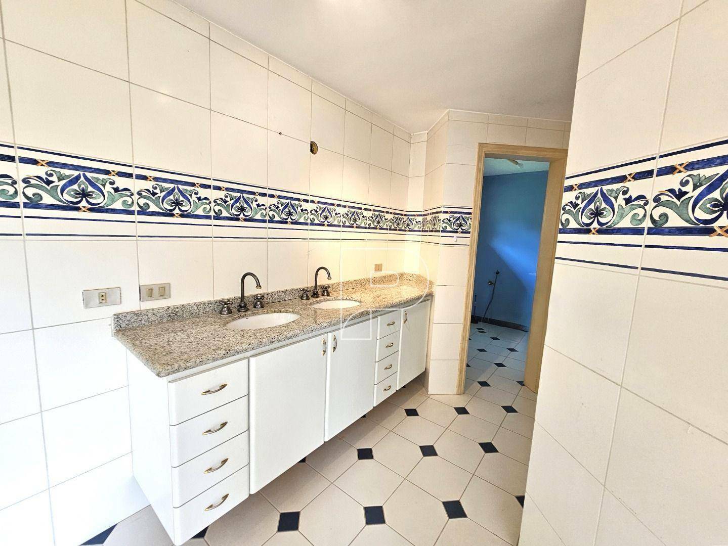 Casa de Condomínio à venda com 4 quartos, 405m² - Foto 23