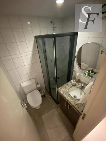 Apartamento à venda com 4 quartos, 185m² - Foto 8