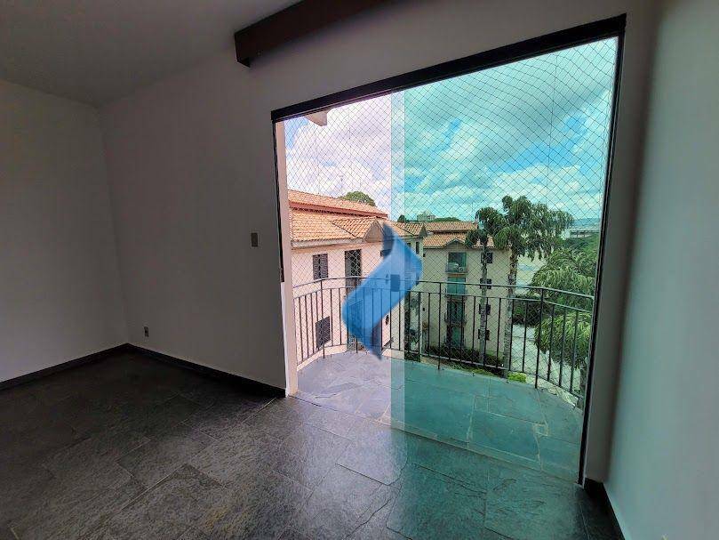 Apartamento para alugar com 3 quartos, 88m² - Foto 4