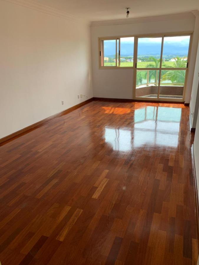 Apartamento para alugar com 4 quartos, 133m² - Foto 1