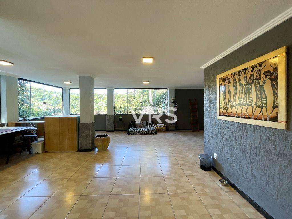 Casa de Condomínio à venda com 4 quartos, 250m² - Foto 35