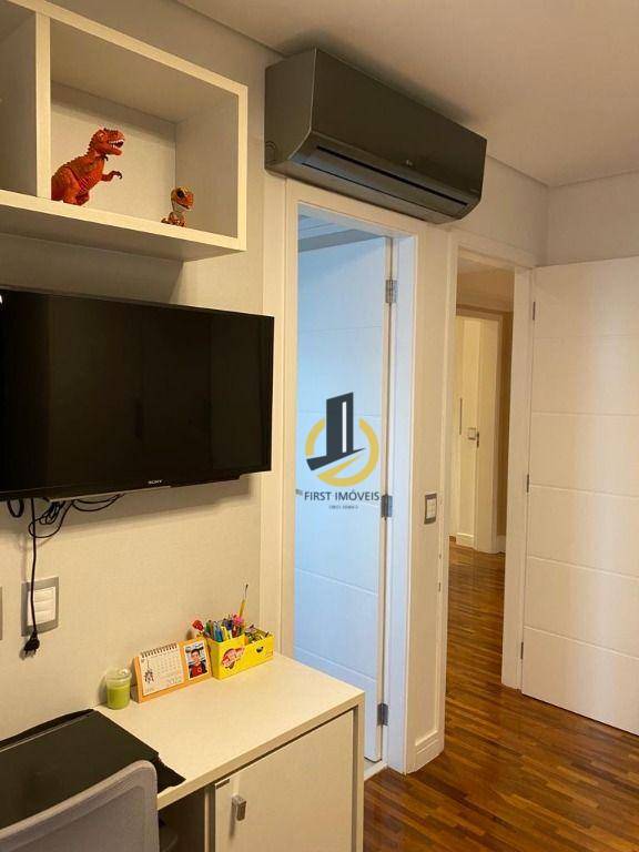 Apartamento à venda com 4 quartos, 240m² - Foto 27