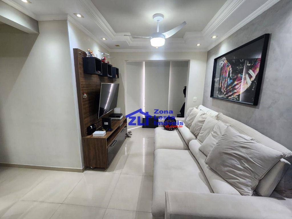 Apartamento à venda com 3 quartos, 63m² - Foto 1