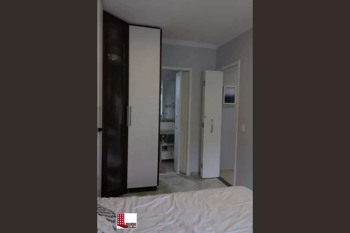 Apartamento à venda com 2 quartos, 75m² - Foto 4