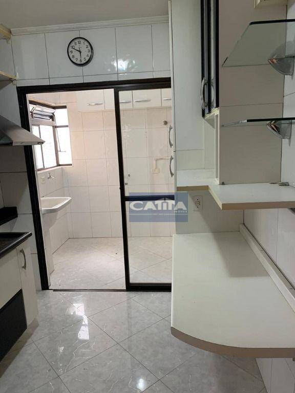 Apartamento à venda com 3 quartos, 75m² - Foto 4