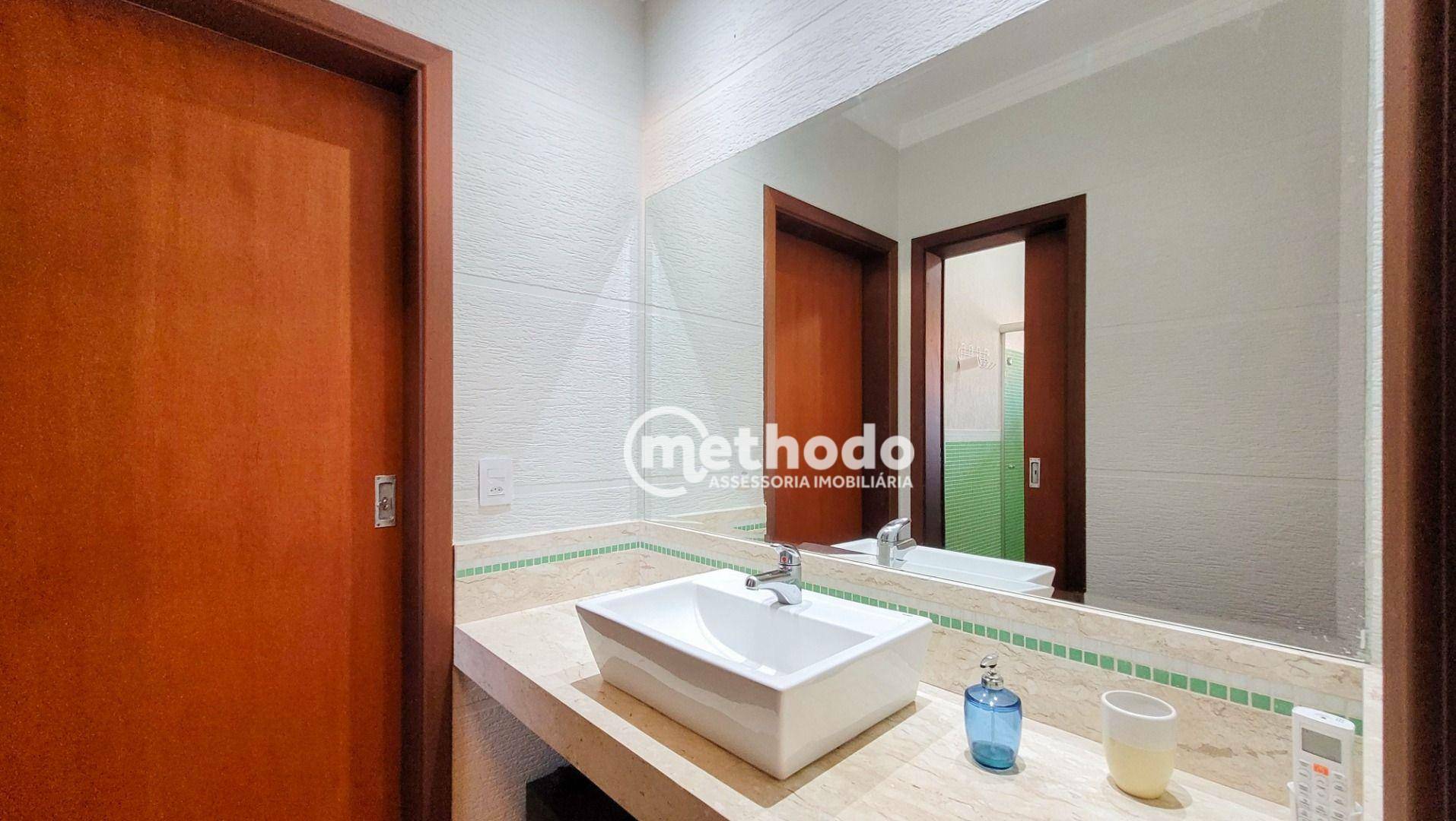 Casa de Condomínio à venda com 4 quartos, 309m² - Foto 32