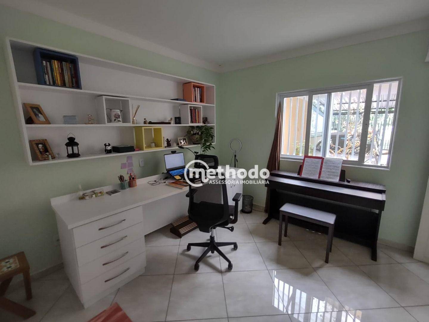 Casa à venda com 3 quartos, 225m² - Foto 9