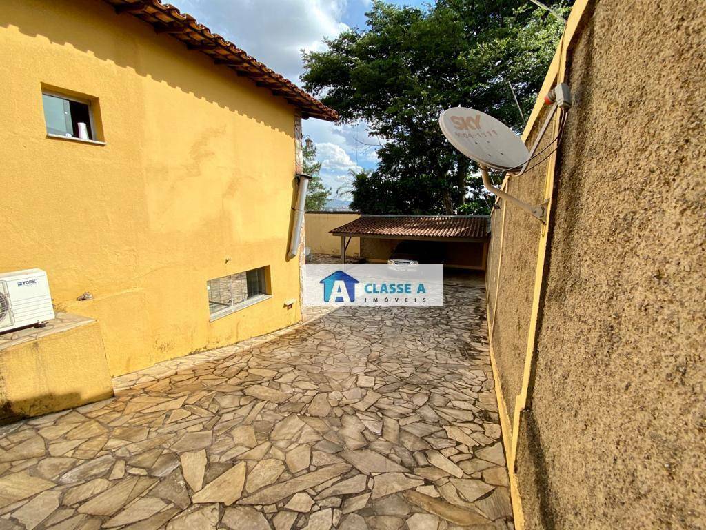 Casa à venda com 3 quartos, 360m² - Foto 24