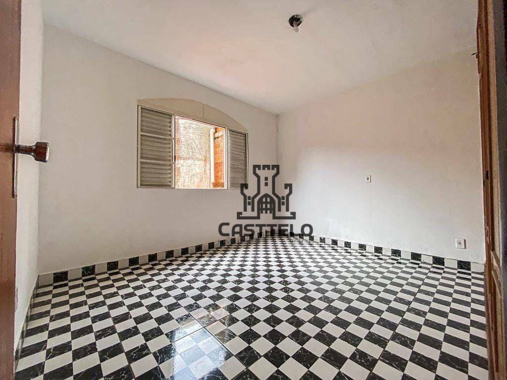 Casa à venda com 3 quartos, 148m² - Foto 8