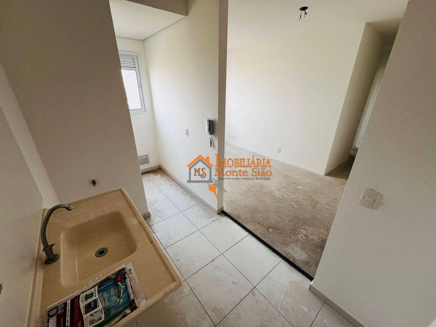 Apartamento à venda com 2 quartos, 43m² - Foto 5