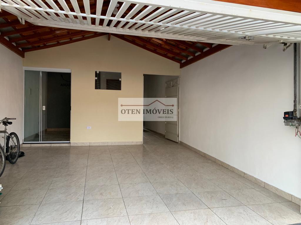 Casa à venda com 2 quartos, 120m² - Foto 4