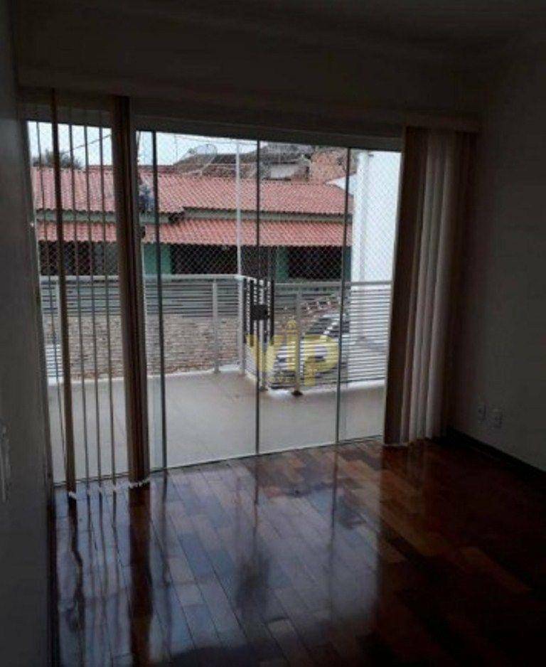 Casa à venda com 3 quartos, 290m² - Foto 2