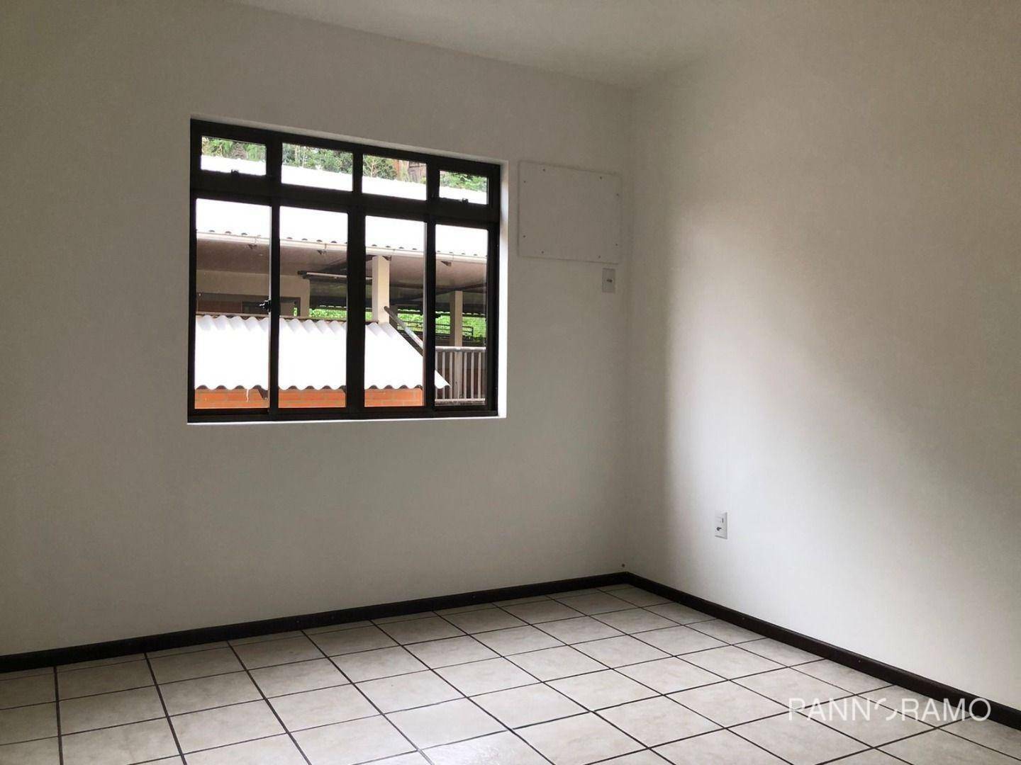 Apartamento para alugar com 2 quartos, 80m² - Foto 9