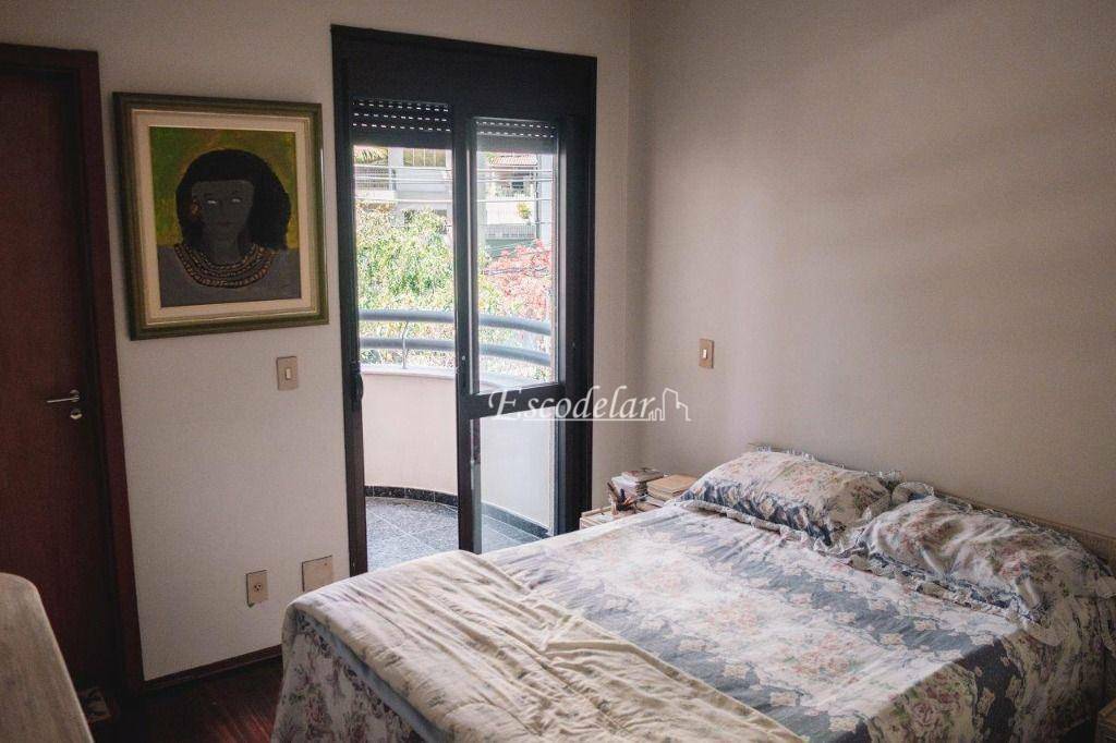 Apartamento à venda com 4 quartos, 135m² - Foto 13