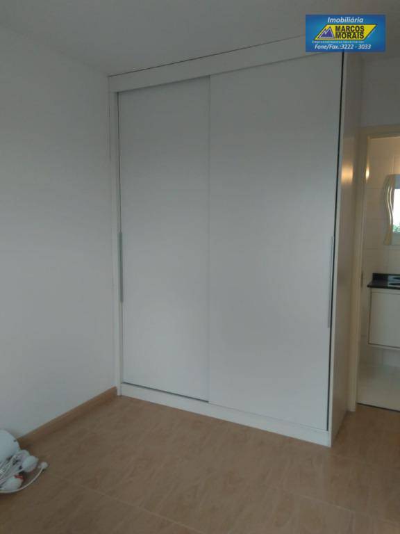 Apartamento à venda com 2 quartos, 57m² - Foto 18