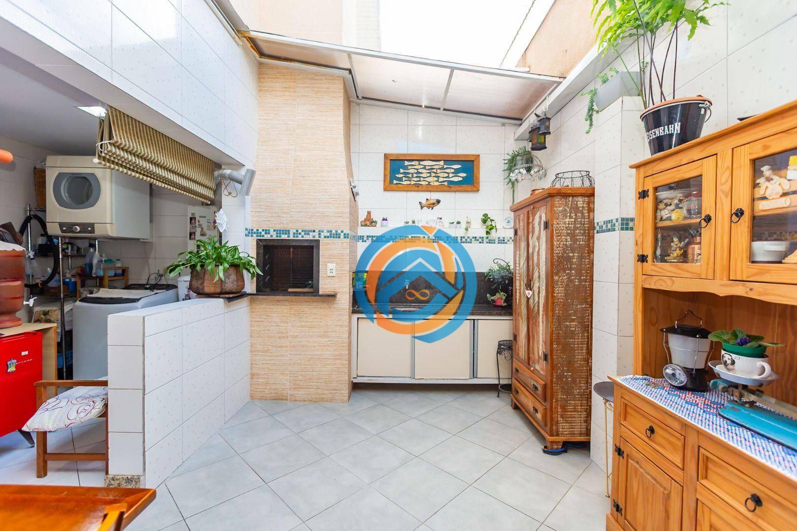 Sobrado à venda com 5 quartos, 220m² - Foto 54