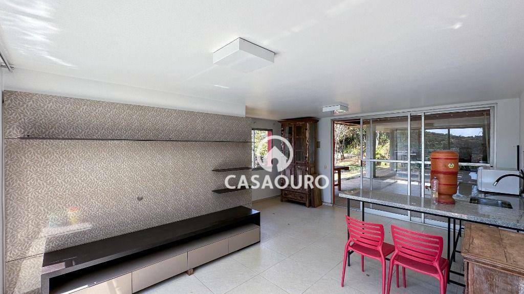 Casa de Condomínio à venda com 5 quartos, 325m² - Foto 12